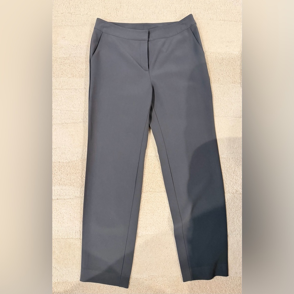 St. John Women's Cropped Straight-Leg Pants in Charcoal Gray